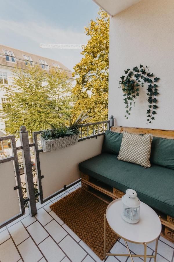 Traber Apartments Im Herzen Leipzigs Balkon Parkplatz Ngoại thất bức ảnh